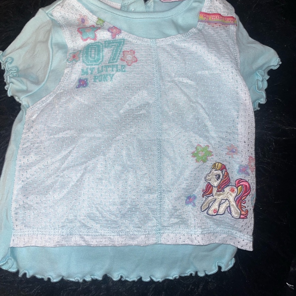 VINTAGE 2004 My Little Pony Short Sleeve Top